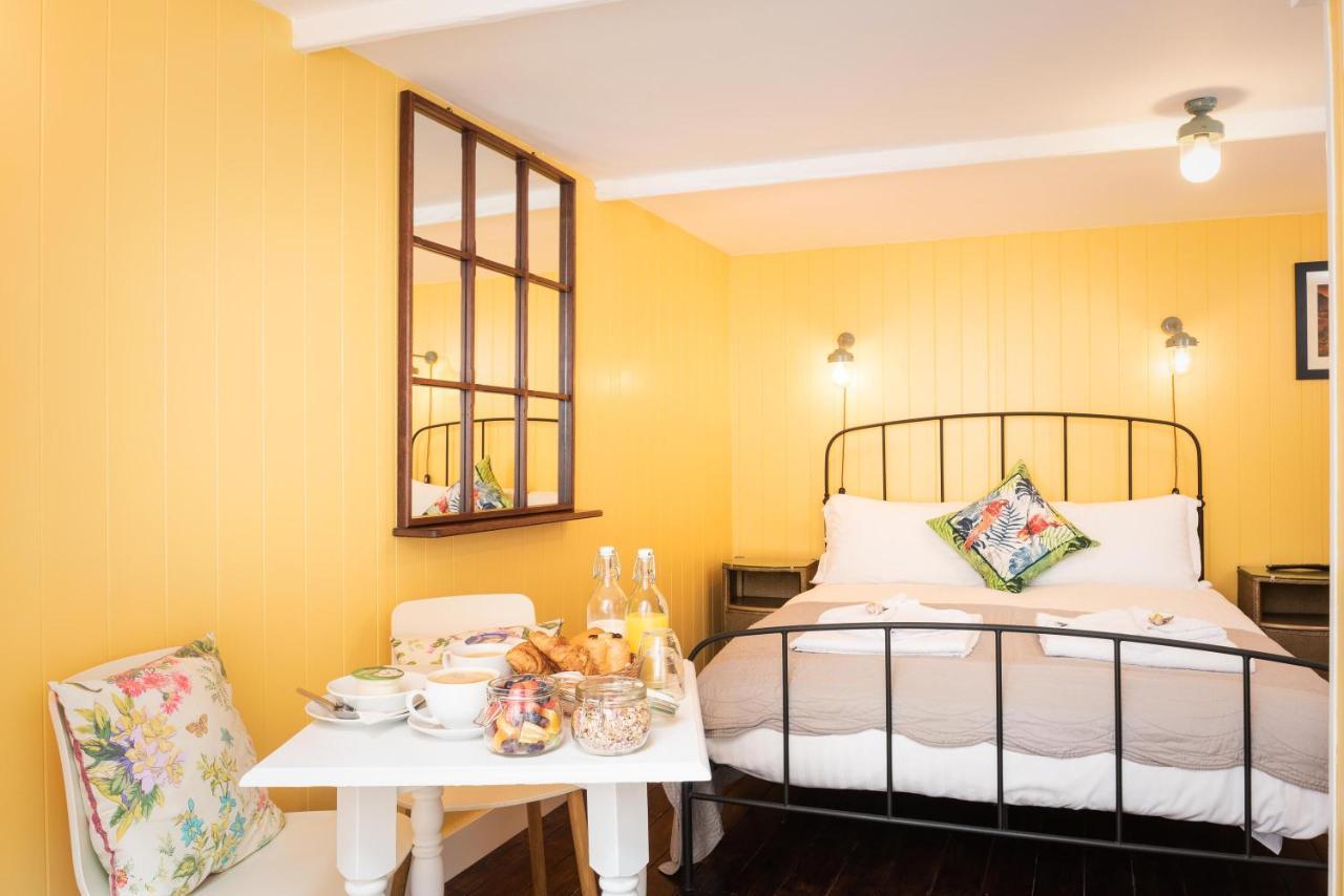 Lyme 1 Hotel Λάιμ Ρέγκις Εξωτερικό φωτογραφία
